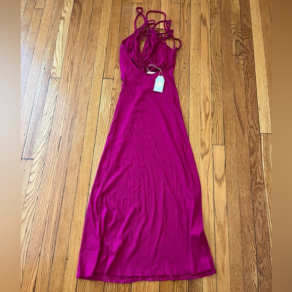 Elegant Pink Women's Dress - Picture 2 of 6